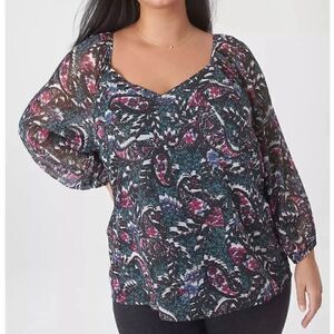 NWT LANE BRYANT Classic V-Neck Green Paisley Shimmer Top Size 18